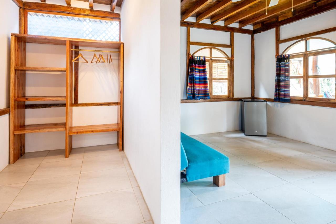 Casa Del Sol Hostel Montañita Екстериор снимка