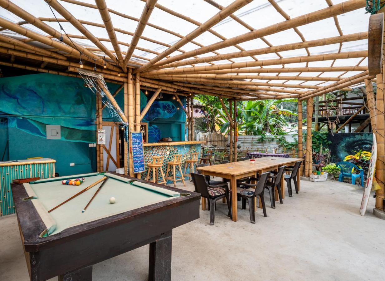 Casa Del Sol Hostel Montañita Екстериор снимка