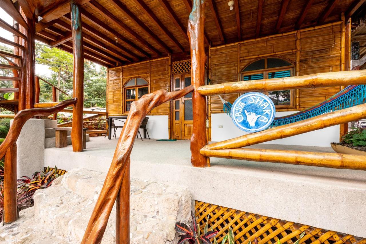 Casa Del Sol Hostel Montañita Екстериор снимка