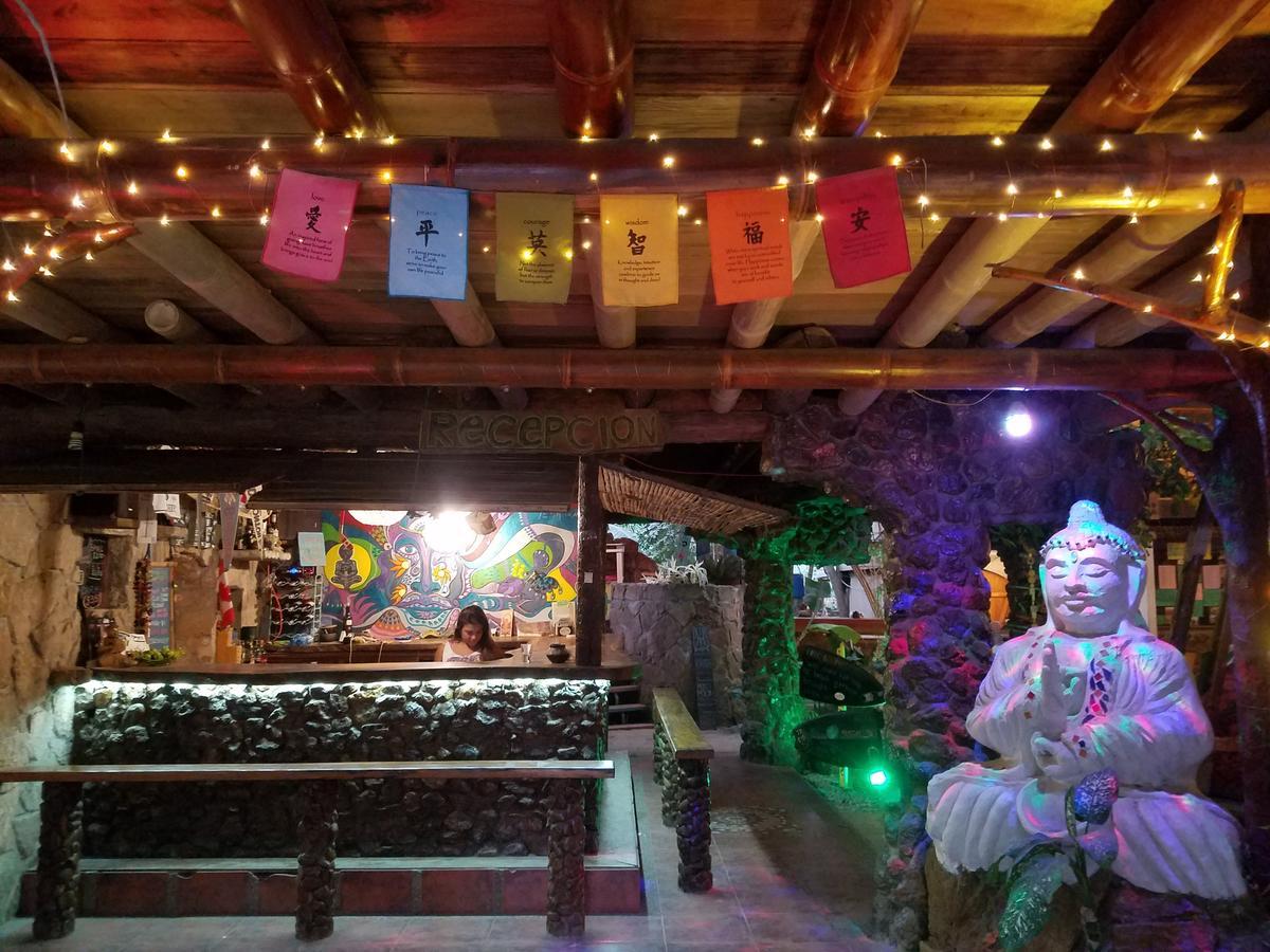 Casa Del Sol Hostel Montañita Екстериор снимка