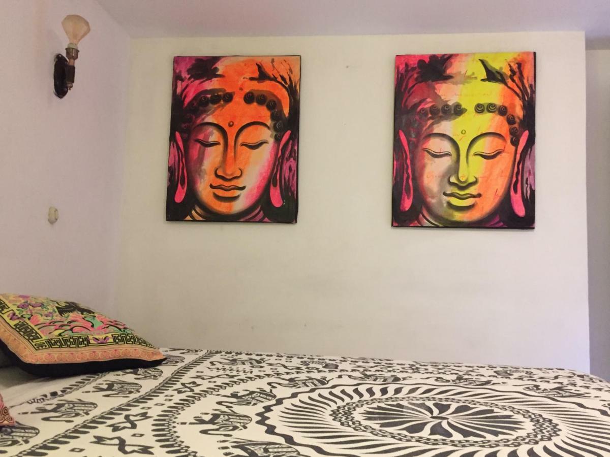 Casa Del Sol Hostel Montañita Екстериор снимка